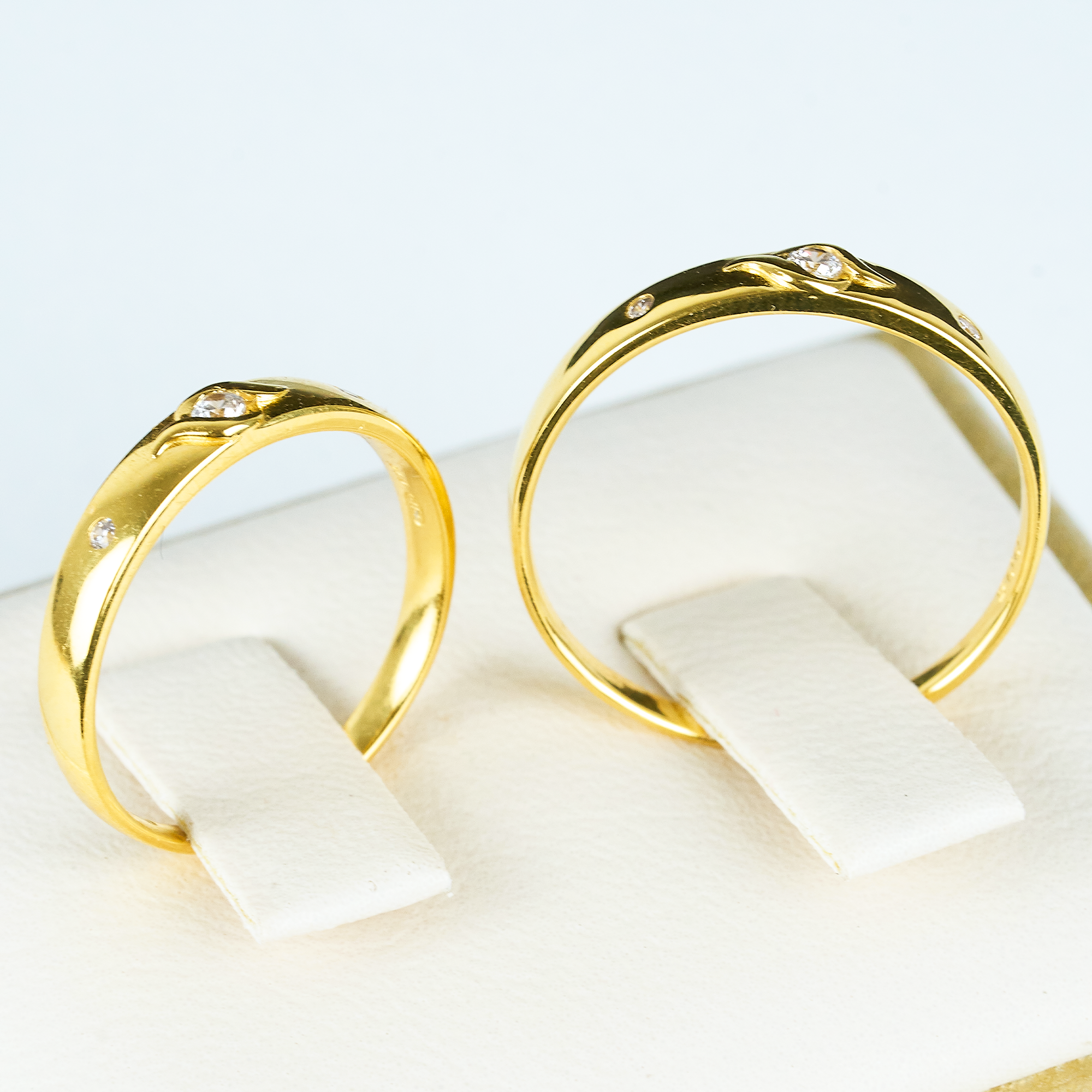 Cặp nhẫn cưới vàng 61% (14K) đính CZ VNXMXMV300022.180 -VNXMXMV300023.110