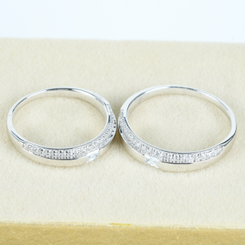Cặp Nhẫn cưới vàng 75% (18K) đính CZ VNXMXMT00002.180 - VNXMXMT00002.120